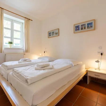 Appartement Rugana - Klassik Mit 1 Schlafzimmern Und Terrasse C33