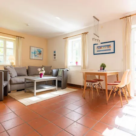 Rugana - Klassik Mit 1 Schlafzimmern Und Terrasse C33 Appartement *